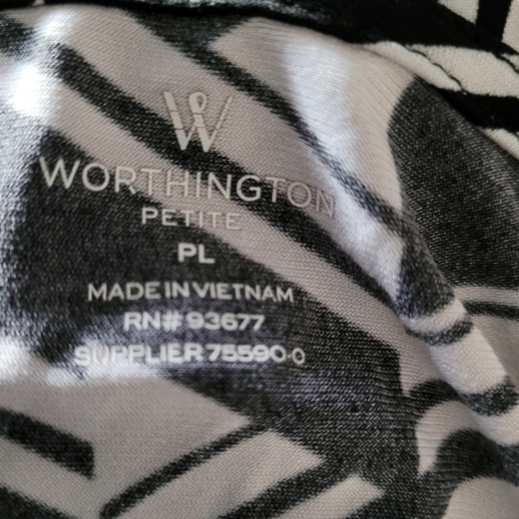 Worthington Short Sleeve Blouse - Picture 4 of 5